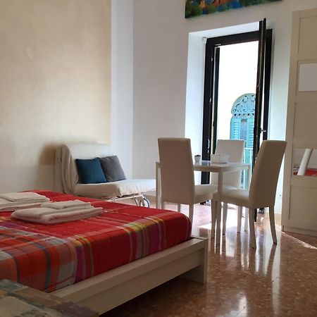 A Due Passi Da Giulietta-Casa Capuleti Apartment Верона Екстериор снимка
