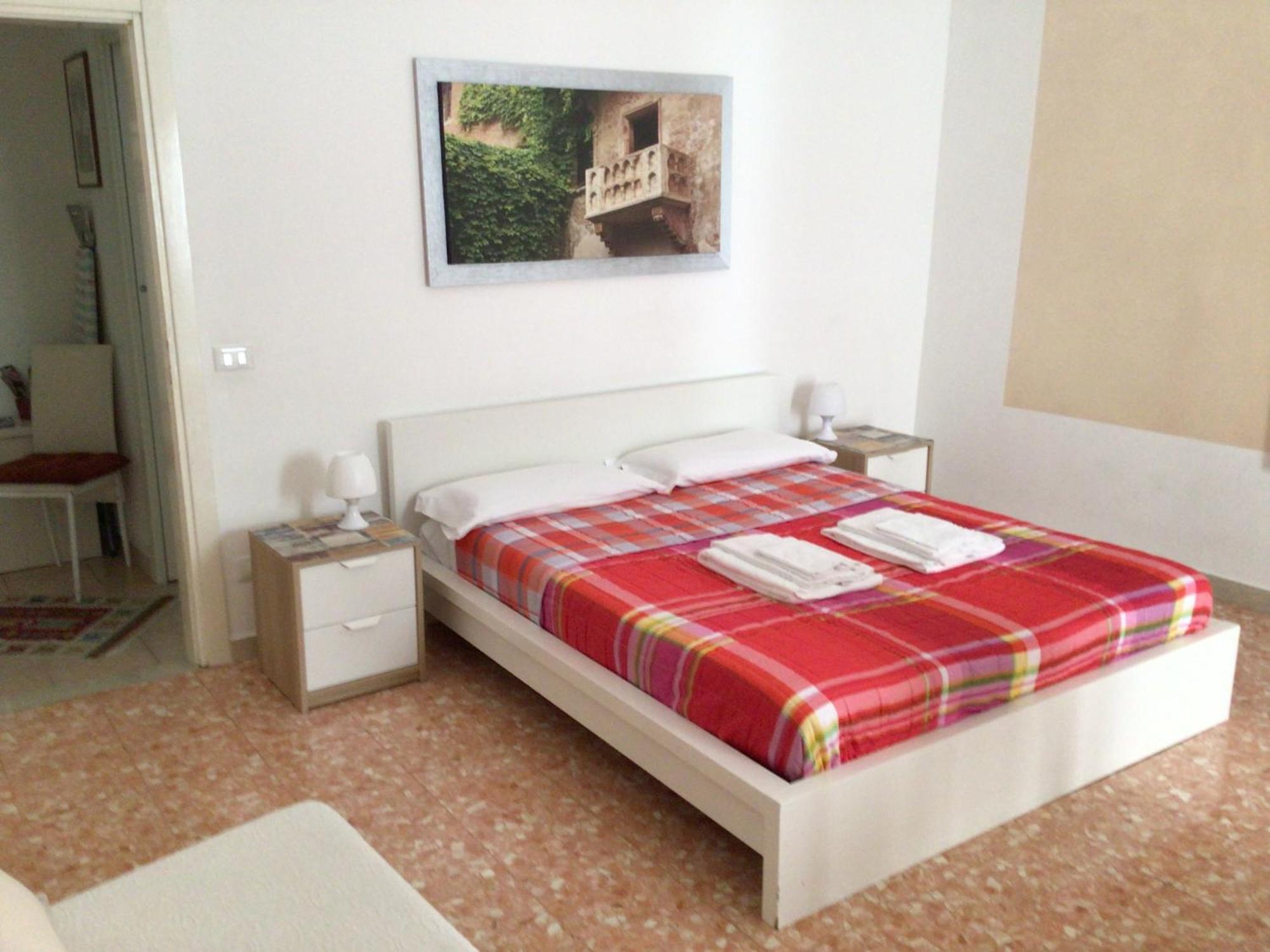 A Due Passi Da Giulietta-Casa Capuleti Apartment Верона Екстериор снимка